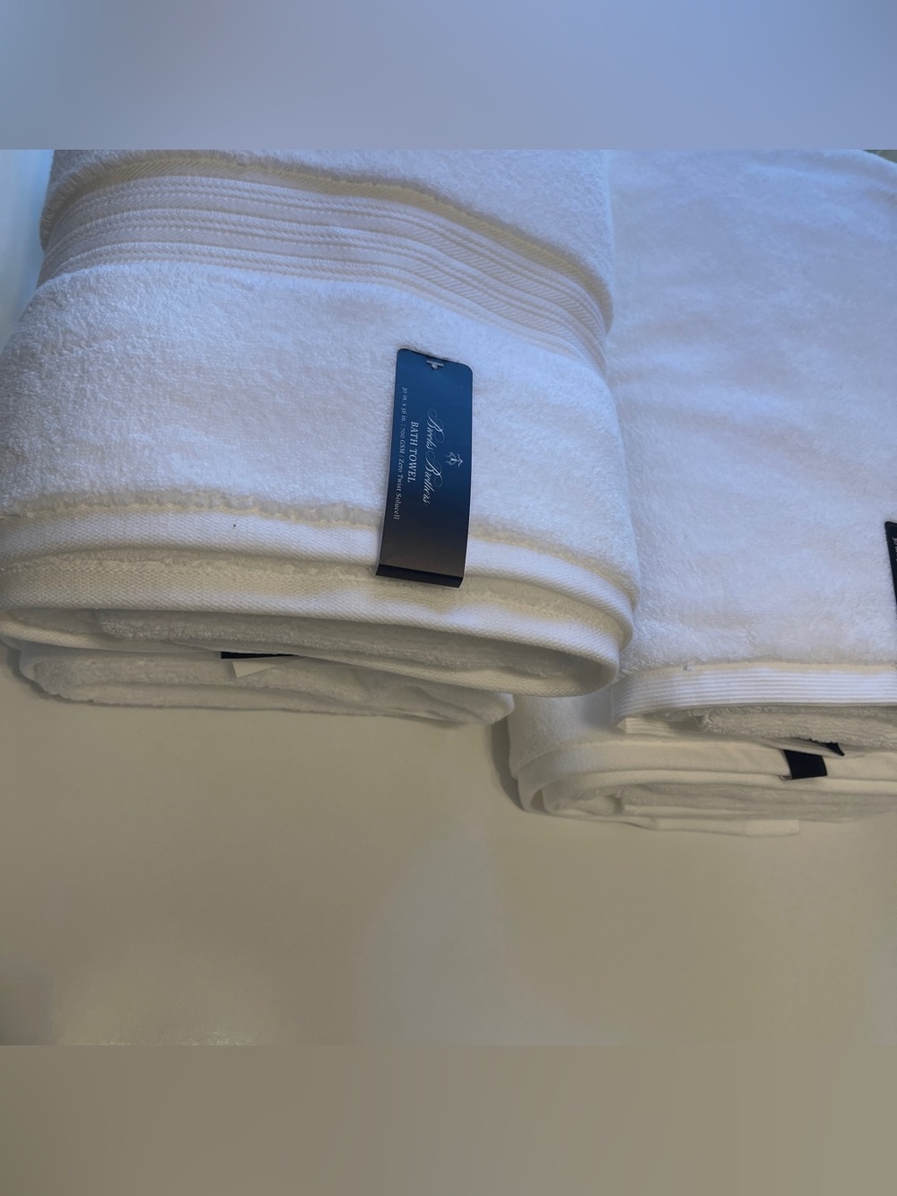 New Brooks Brothers 4 PC White Premium Bath Towels 550, 700, 800 GSM 100% Cotton - Picture 12 of 16